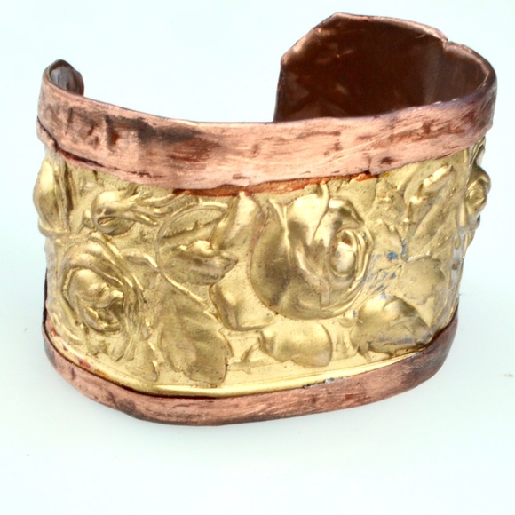 Rose Brass Copper Cuff Bracelet Wide Bohemian Repoussé Handmade Brutalist Rustic - Picture 4 of 8